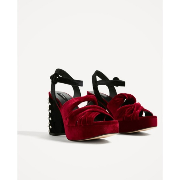 NWT Zara Size 6 Velvet Platform Stud Sandals - Picture 2 of 8
